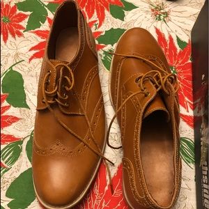 Men’s dress shoes